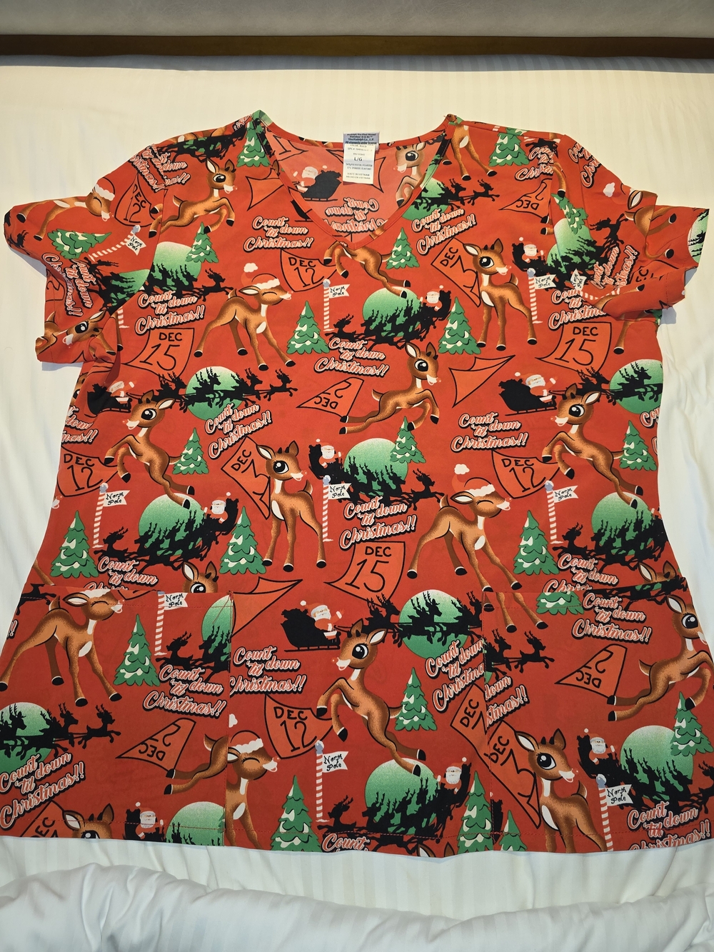 Women’s Short Sleeve Christmas Reindeer Tee - Red